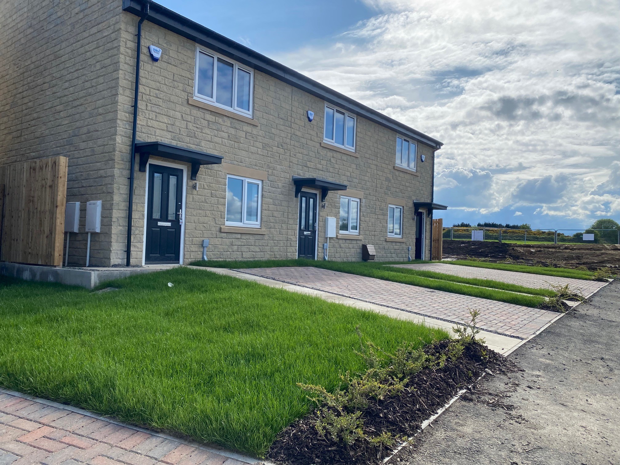 Discount Market Sale homes available in Springwell Village Hellens