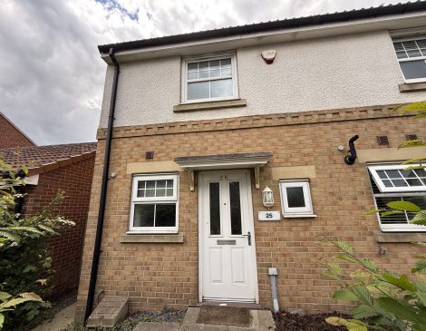 25 Railway Close