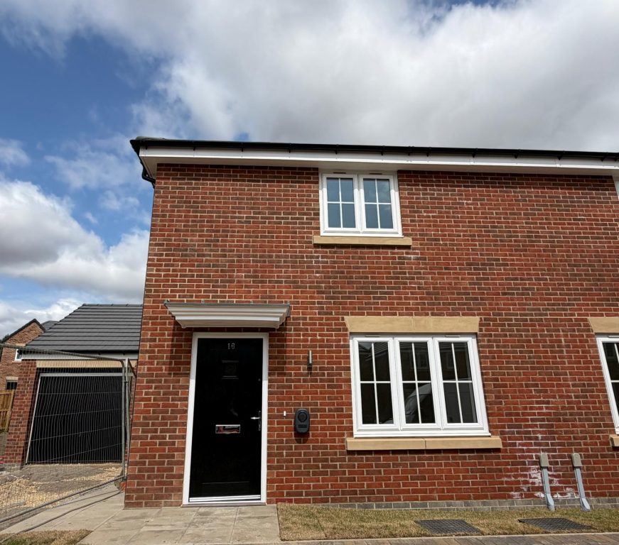16 Blackthorn Way