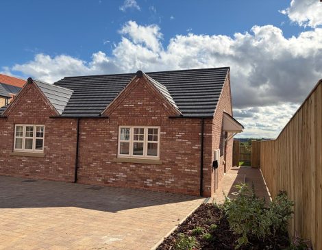 8 Armitage Close – RESERVED